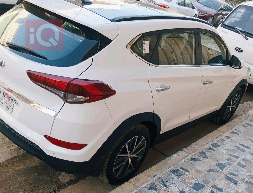 هیوندای تۆکسۆن